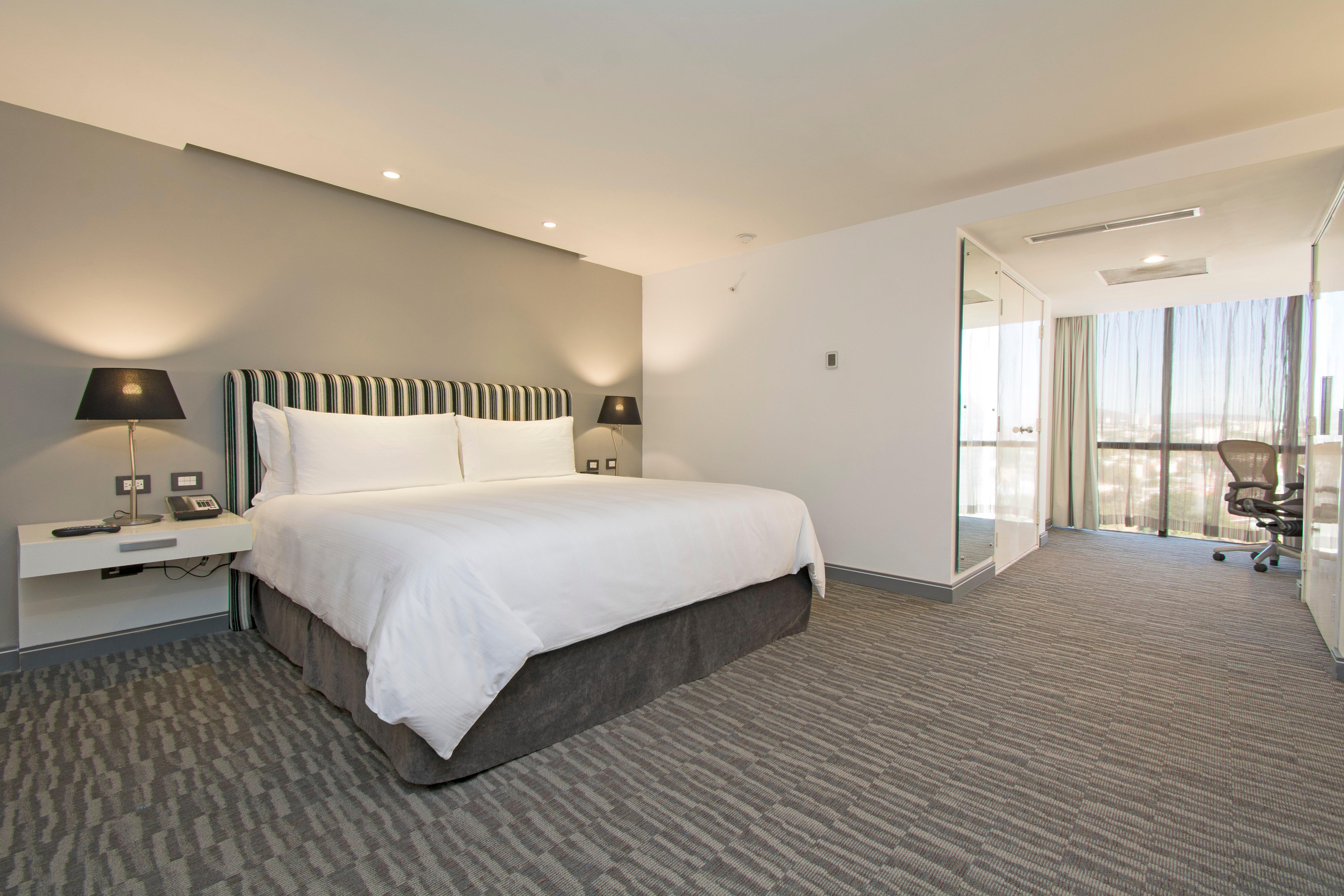 מלון ספופן Presidente Intercontinental Guadalajara By Ihg מראה חיצוני תמונה
